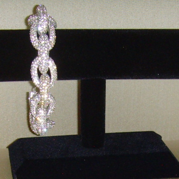 Brilliant Silver-Tone and Rhinestone Chain Link Bracelet - BLING! - Picture 11 of 14